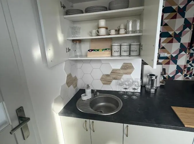 White Frog Апартаменты *